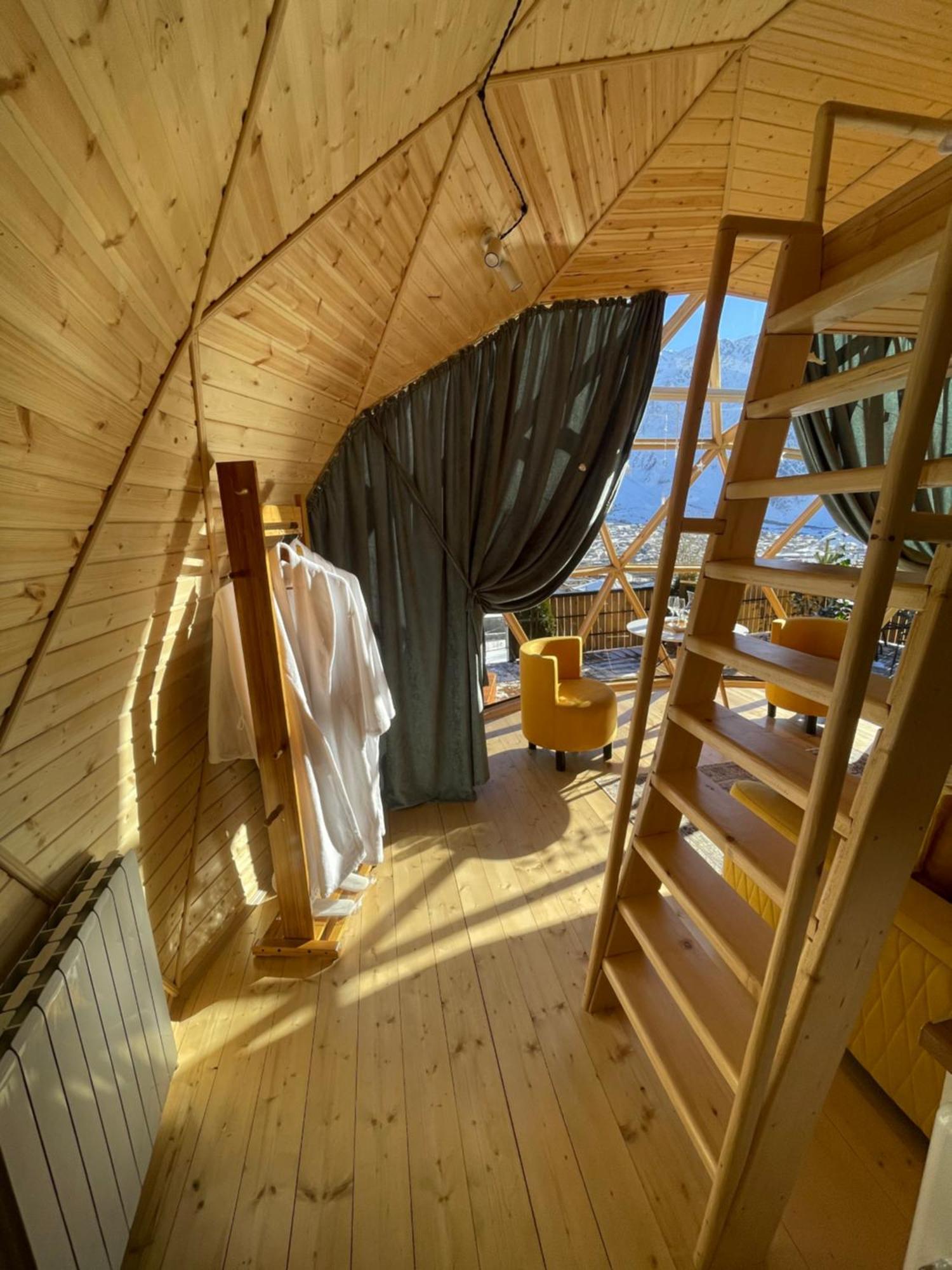 Gabua Glamping Vila Kazbegi Exterior foto