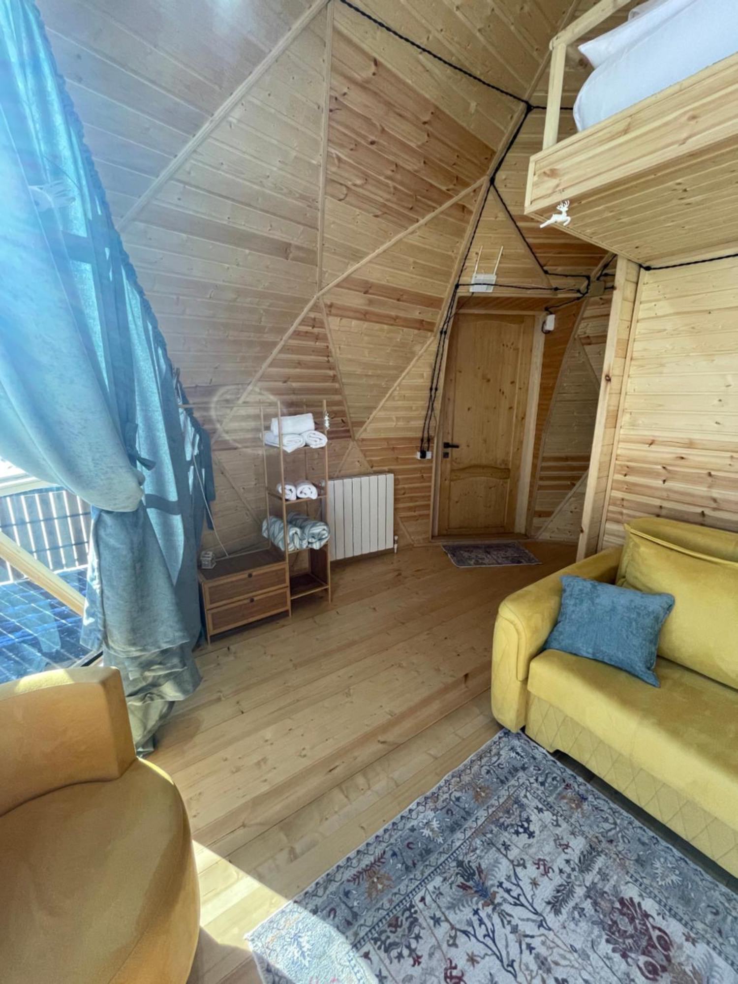 Gabua Glamping Vila Kazbegi Exterior foto